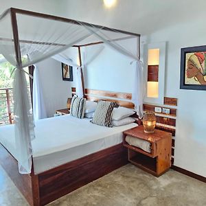 Deluxe Double Room Balcony Partial Sea View